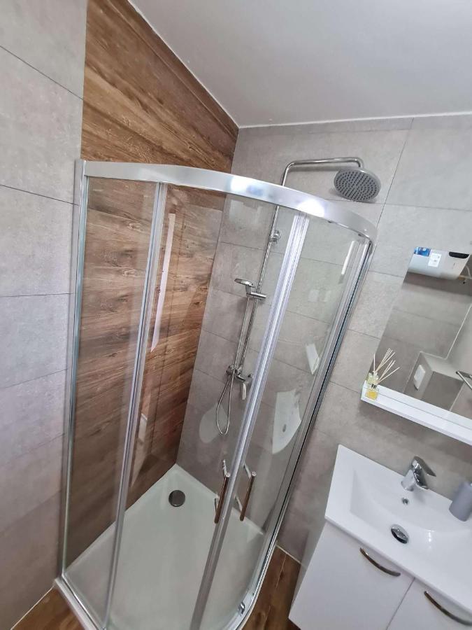 Apartmani Lovre I Zara ภายนอก รูปภาพ