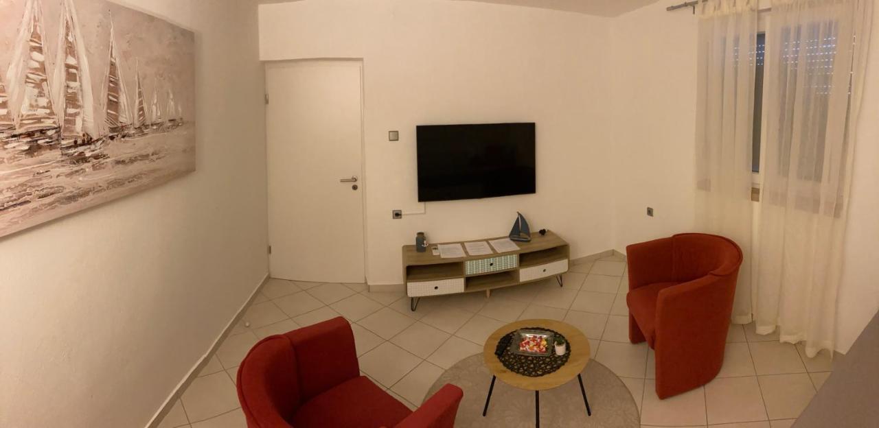 Apartmani Lovre I Zara ภายนอก รูปภาพ